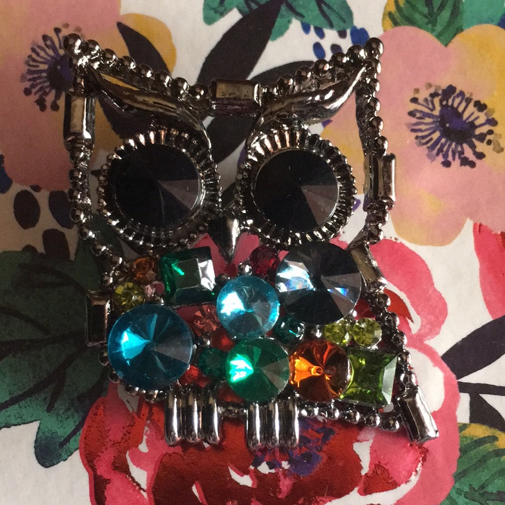 Gemstone Owl Brooch - Picture 14 of 16